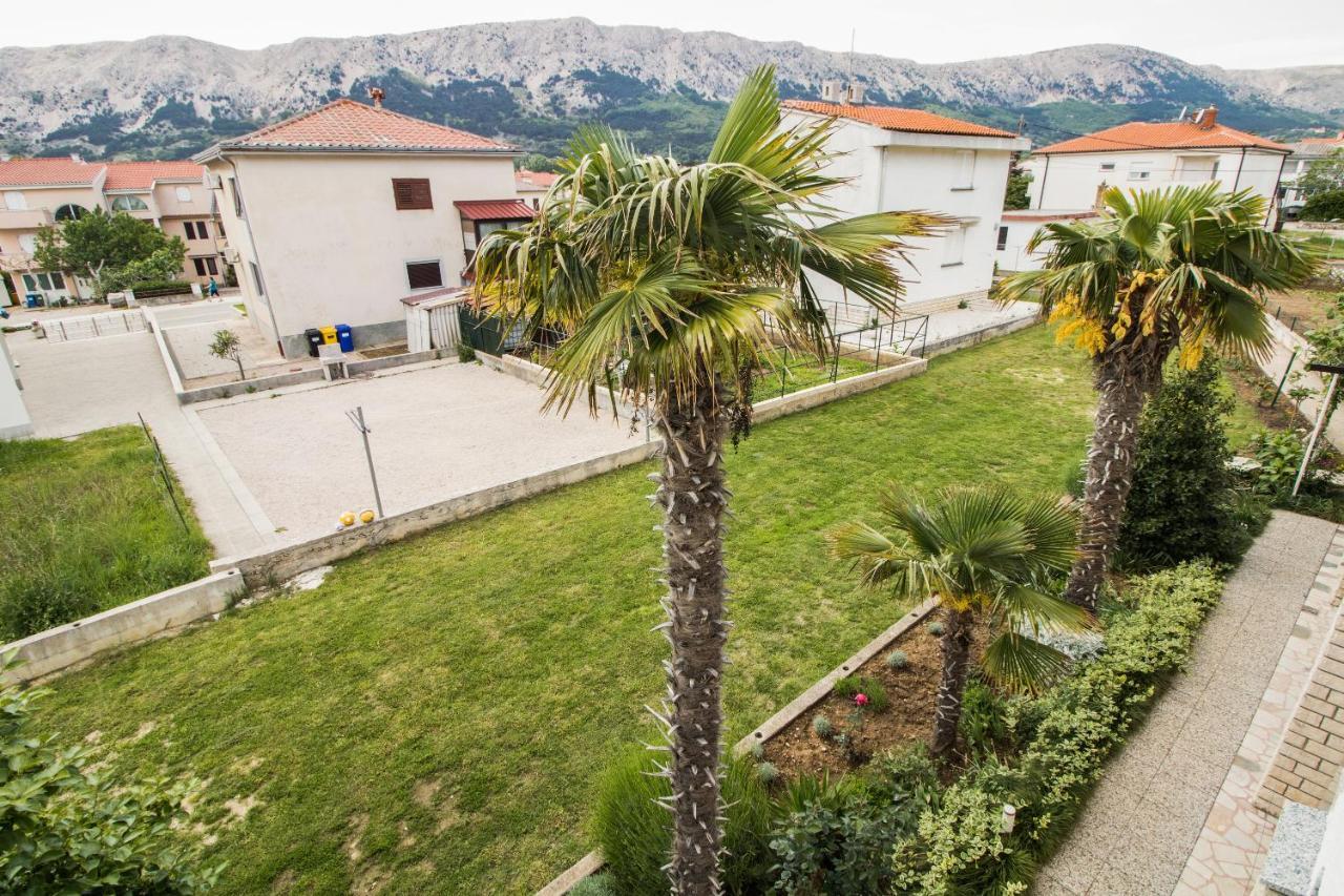 Rooms & Apartment Albina Baska  Exterior photo