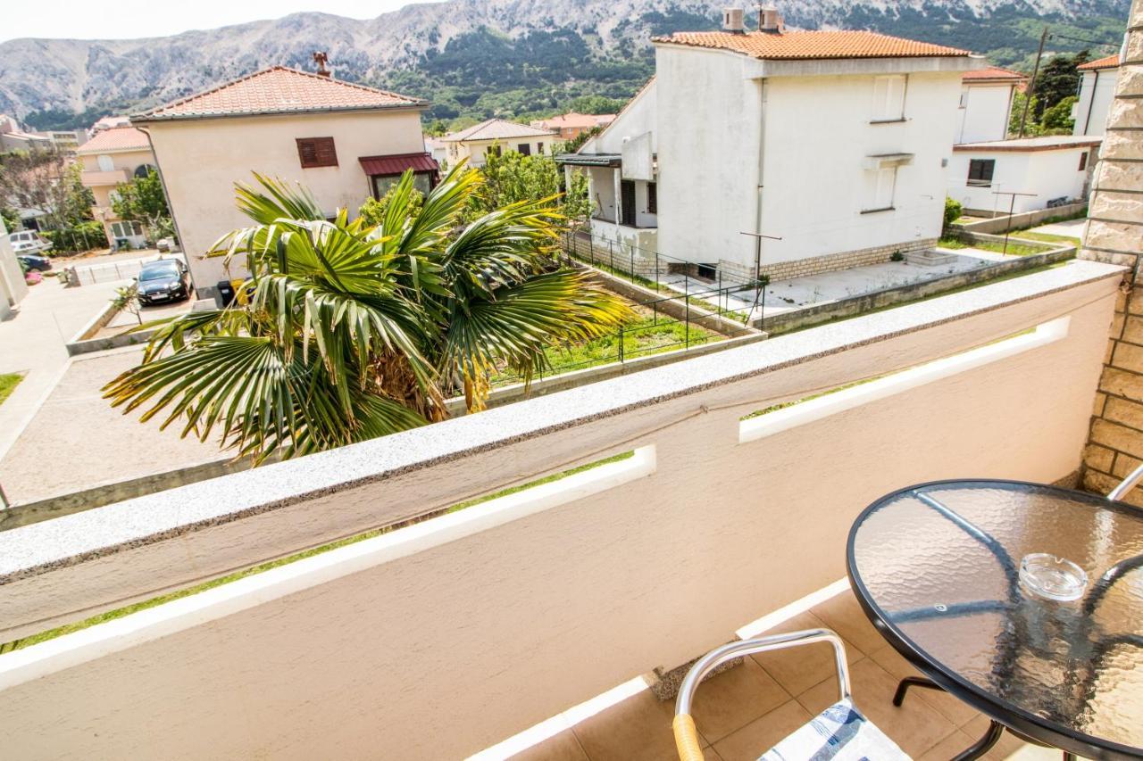 Rooms & Apartment Albina Baska  Exterior photo